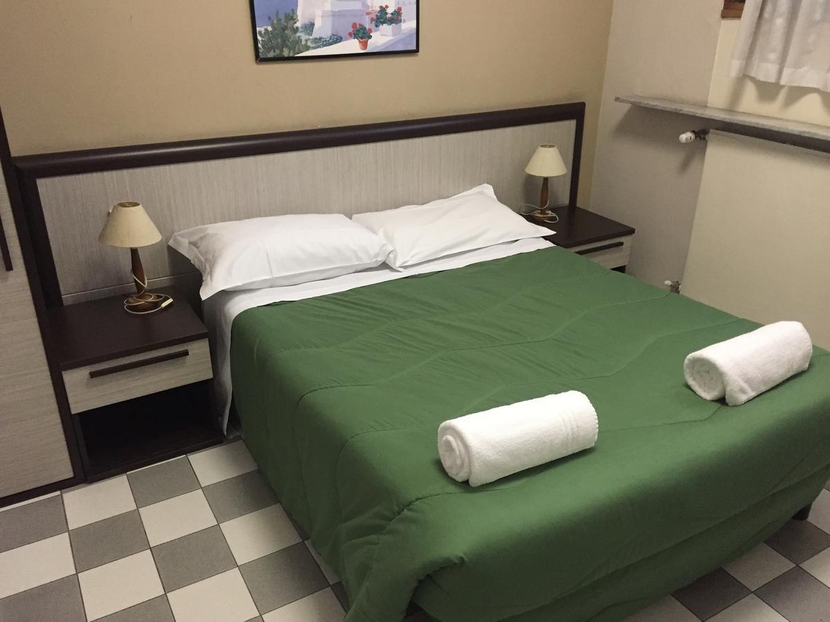Hotel Eva Milão